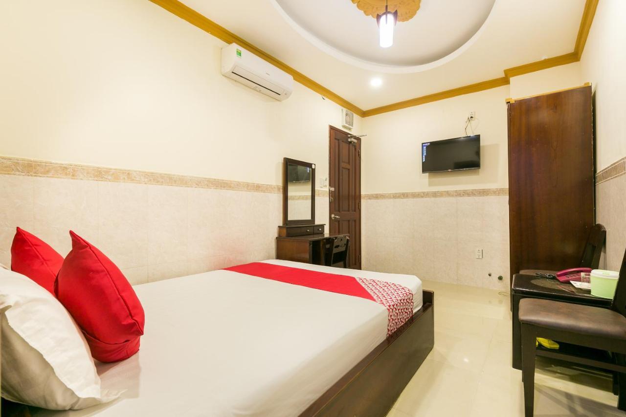 Ngan Ha Hotel Хошимин Екстериор снимка